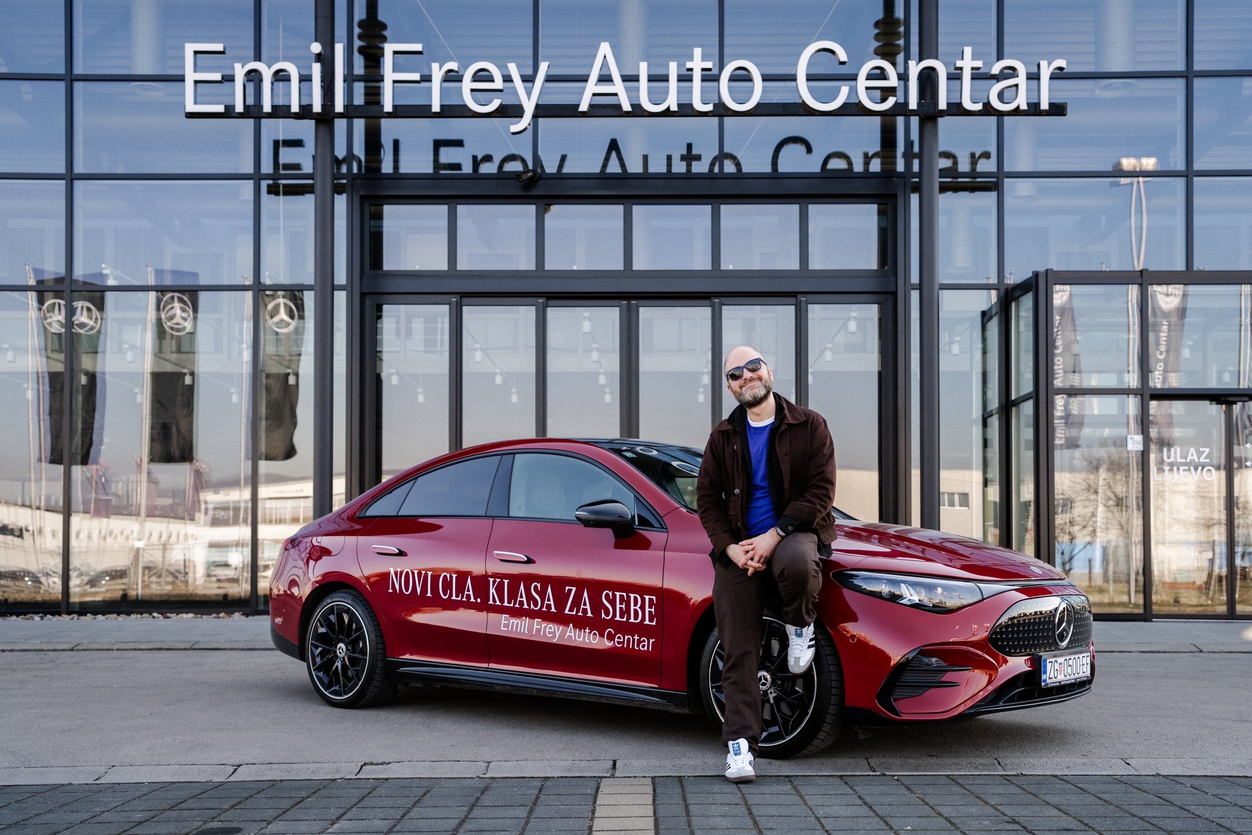 ZA NJU. KAD JE NAJPOTEBNIJE. by Emil Frey, Mercedes-Benz CLA